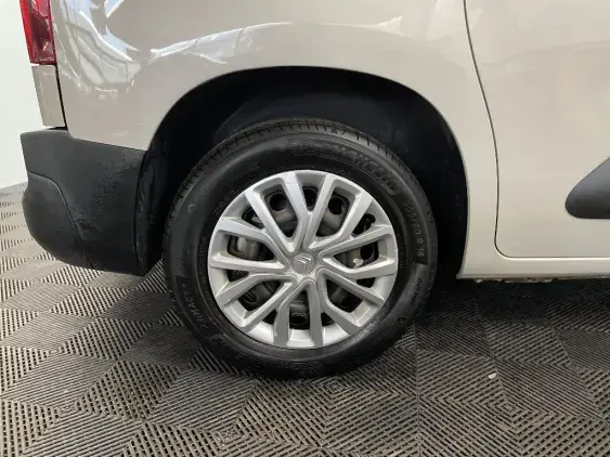 CITROEN BERLINGO III - voiture d'occasion - Photo 25