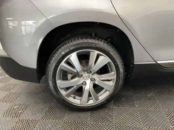 PEUGEOT 2008 - voiture d'occasion - Photo 25