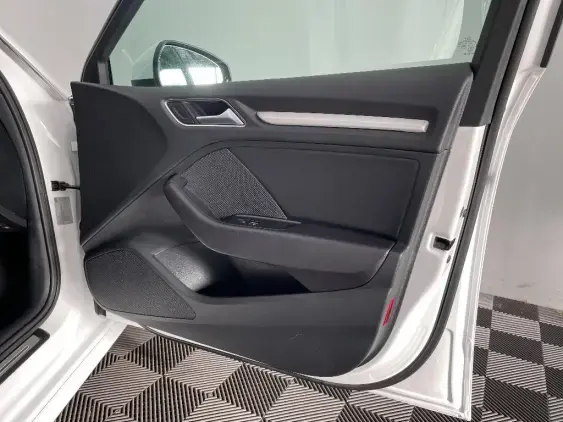 AUDI A3 SPORTBACK IV - voiture d'occasion - Photo 20