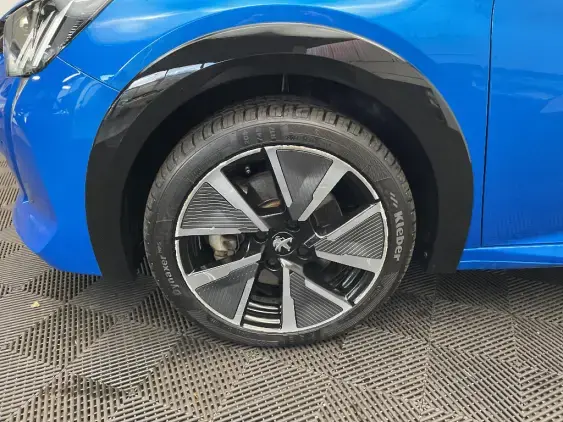 PEUGEOT 208 ELECTRIQUE II - voiture d'occasion - Photo 23