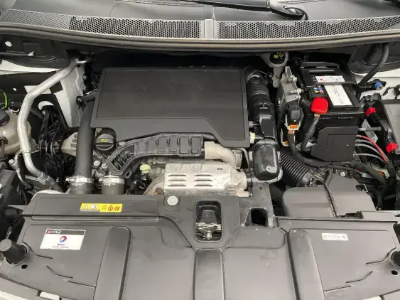 PEUGEOT 3008 II - voiture d'occasion - Photo 21