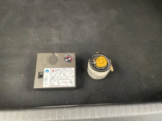 PEUGEOT 208 ELECTRIQUE II - voiture d'occasion - Photo 17