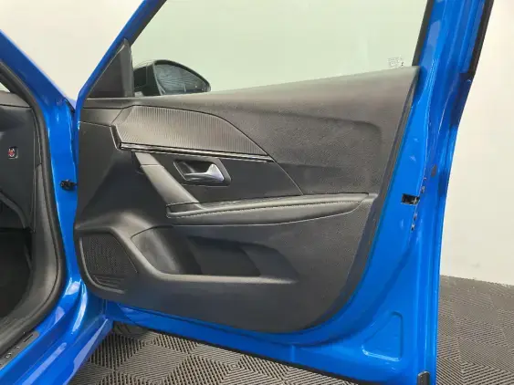 PEUGEOT 208 ELECTRIQUE II - voiture d'occasion - Photo 20