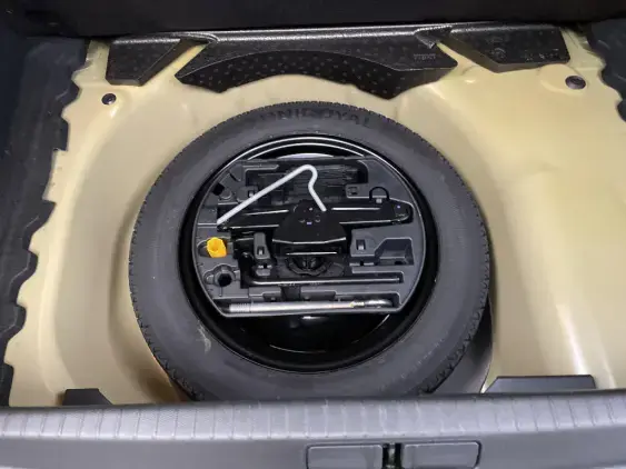 PEUGEOT 208 BUSINESS R II - voiture d'occasion - Photo 17