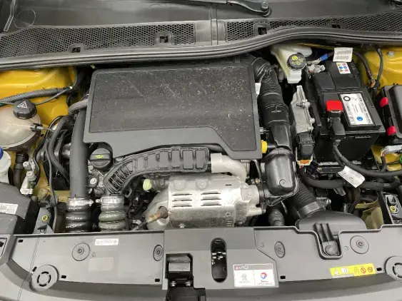 PEUGEOT 208 BUSINESS R II - voiture d'occasion - Photo 21