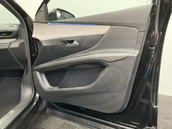 PEUGEOT 3008 II - voiture d'occasion - Photo 20