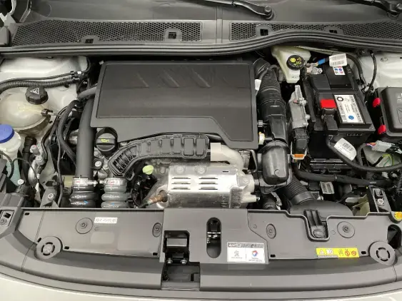 PEUGEOT 208 BUSINESS R II - voiture d'occasion - Photo 21