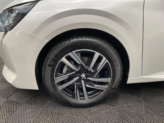 PEUGEOT 208 BUSINESS R II - voiture d'occasion - Photo 23