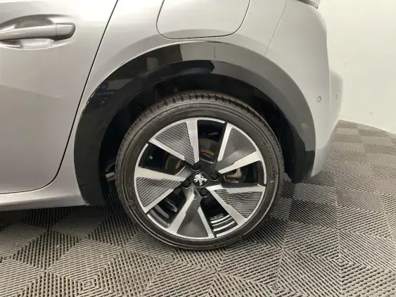 PEUGEOT 208 ELECTRIQUE II - voiture d'occasion - Photo 24