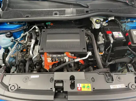 PEUGEOT 208 ELECTRIQUE II - voiture d'occasion - Photo 21