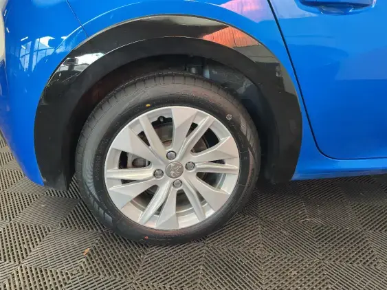 PEUGEOT 208 ELECTRIQUE II - voiture d'occasion - Photo 25