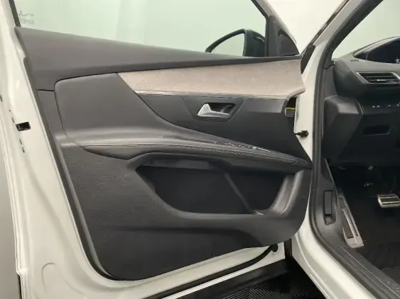 PEUGEOT 3008 II - voiture d'occasion - Photo 19