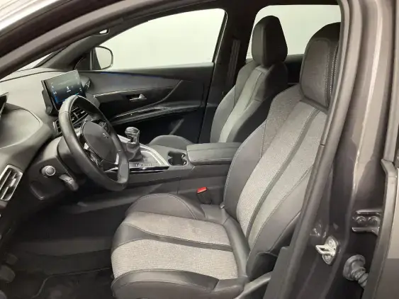 PEUGEOT 3008 II - voiture d'occasion - Photo 18