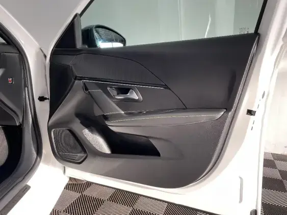 PEUGEOT 208 ELECTRIQUE II - voiture d'occasion - Photo 20