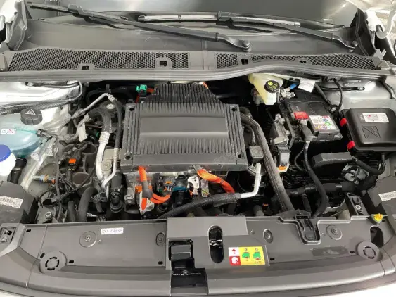 PEUGEOT 208 ELECTRIQUE II - voiture d'occasion - Photo 21