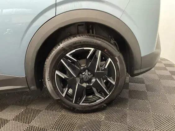 PEUGEOT 3008 III - voiture d'occasion - Photo 24