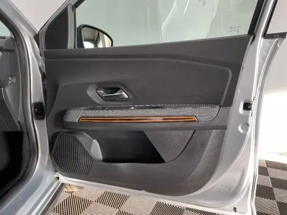 DACIA SANDERO III - voiture d'occasion - Photo 19