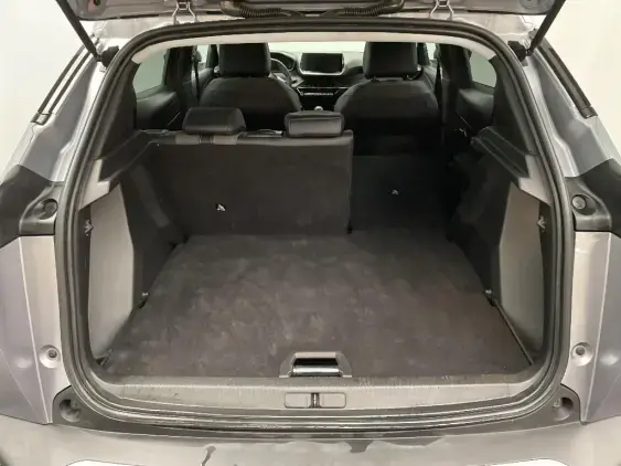 PEUGEOT 2008 II - voiture d'occasion - Photo 16