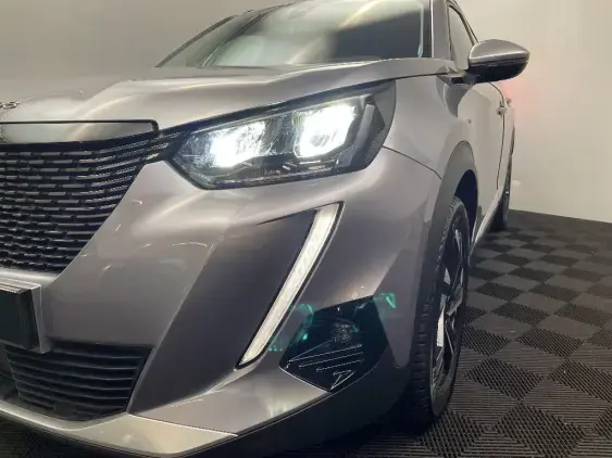 PEUGEOT 2008 II - voiture d'occasion - Photo 22