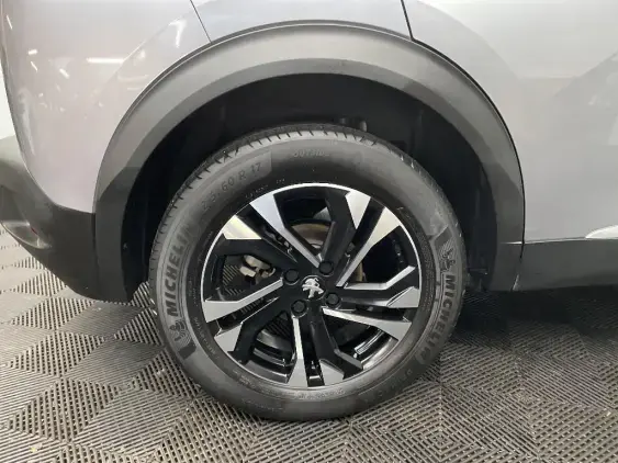 PEUGEOT 2008 II - voiture d'occasion - Photo 25