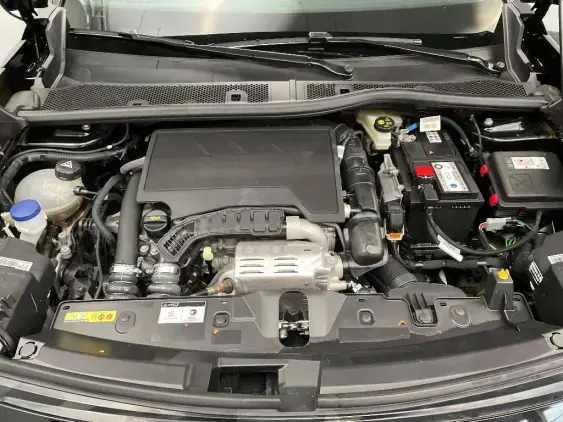 PEUGEOT 2008 II - voiture d'occasion - Photo 21