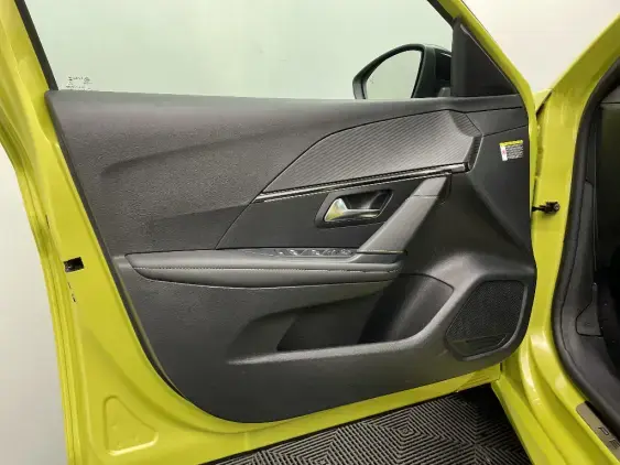 PEUGEOT 208 II - voiture d'occasion - Photo 19