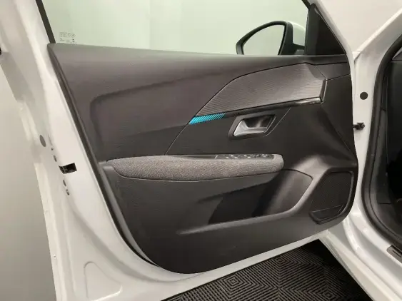 PEUGEOT 208 BUSINESS R II - voiture d'occasion - Photo 19