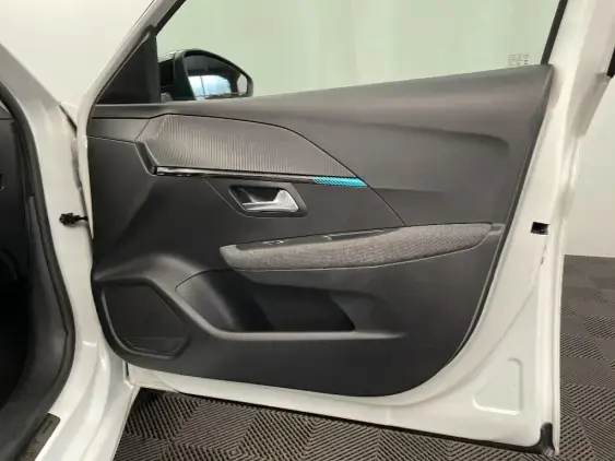 PEUGEOT 208 BUSINESS R II - voiture d'occasion - Photo 19