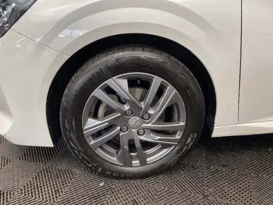 PEUGEOT 208 BUSINESS R II - voiture d'occasion - Photo 22