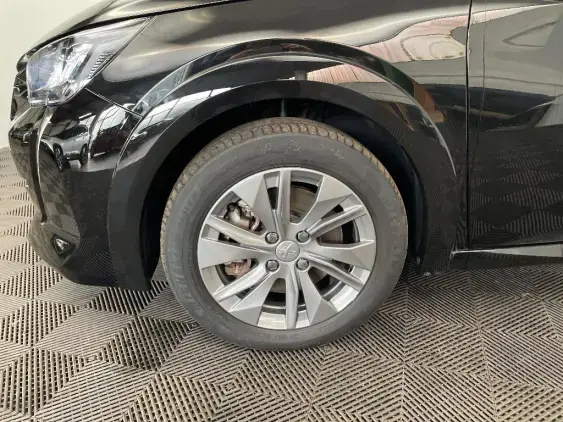 PEUGEOT 208 ELECTRIQUE II - voiture d'occasion - Photo 22