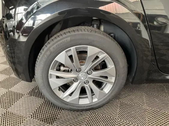 PEUGEOT 208 ELECTRIQUE II - voiture d'occasion - Photo 24