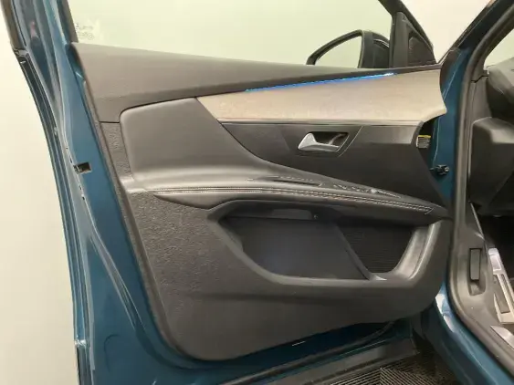 PEUGEOT 3008 II - voiture d'occasion - Photo 19