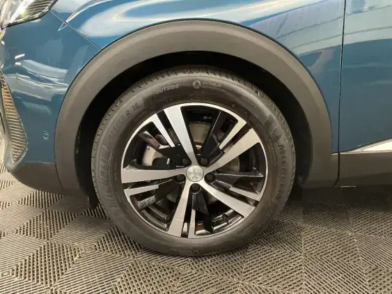 PEUGEOT 3008 II - voiture d'occasion - Photo 23