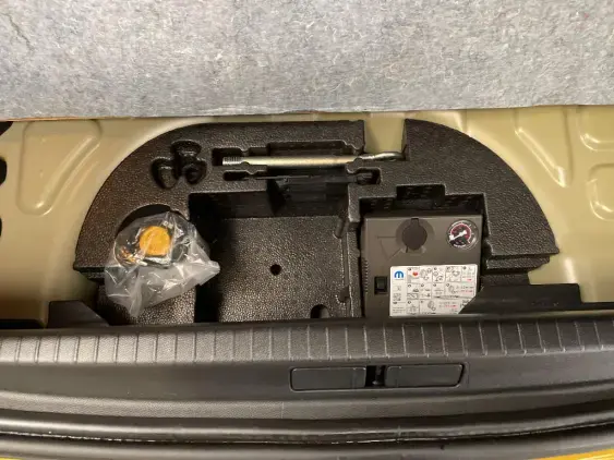 PEUGEOT 208 ELECTRIQUE II - voiture d'occasion - Photo 17