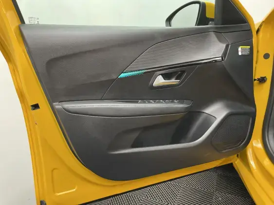 PEUGEOT 208 ELECTRIQUE II - voiture d'occasion - Photo 19