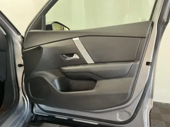 CITROEN C4 III - voiture d'occasion - Photo 20