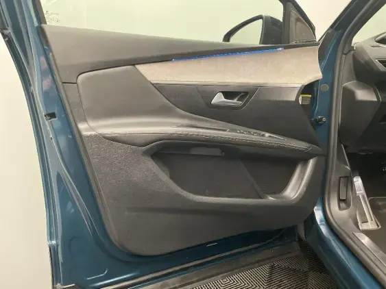 PEUGEOT 3008 II - voiture d'occasion - Photo 19