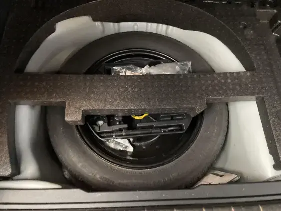 PEUGEOT 2008 - voiture d'occasion - Photo 17