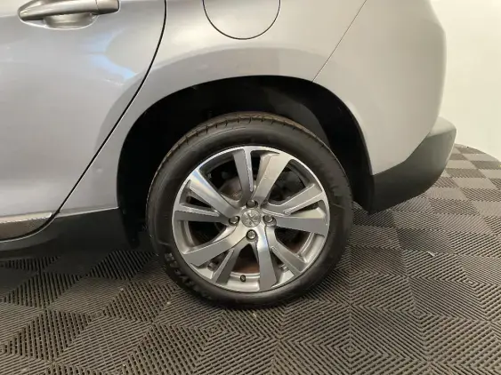 PEUGEOT 2008 - voiture d'occasion - Photo 24