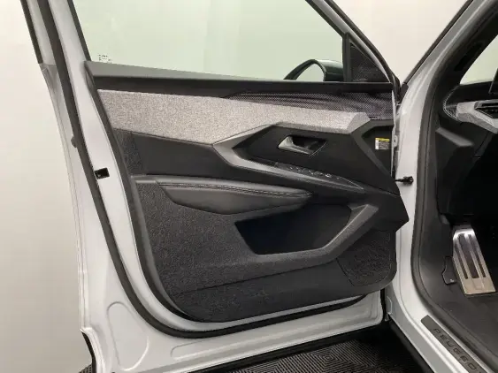 PEUGEOT 3008 III - voiture d'occasion - Photo 18