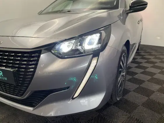 PEUGEOT 208 BUSINESS R II - voiture d'occasion - Photo 22