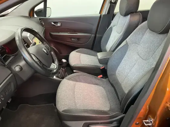 RENAULT CAPTUR - voiture d'occasion - Photo 18