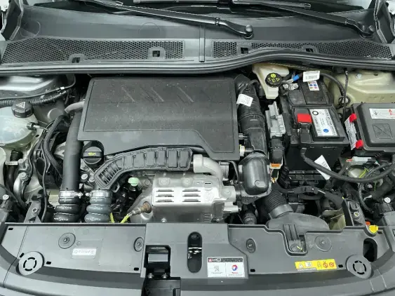 PEUGEOT 208 BUSINESS R II - voiture d'occasion - Photo 21