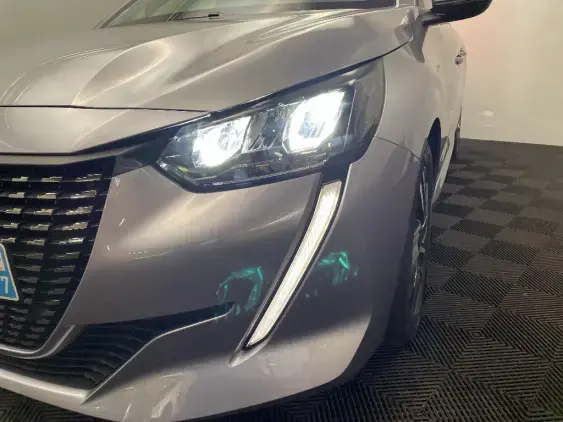 PEUGEOT 208 BUSINESS R II - voiture d'occasion - Photo 22