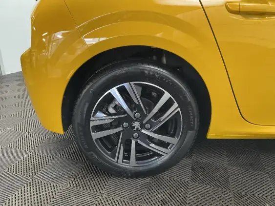 PEUGEOT 208 BUSINESS R II - voiture d'occasion - Photo 25