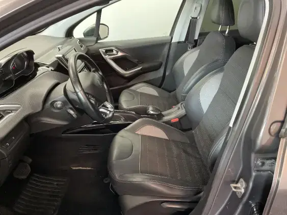 PEUGEOT 2008 - voiture d'occasion - Photo 18