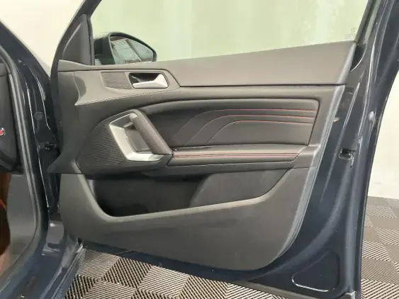 PEUGEOT 308 II - voiture d'occasion - Photo 20