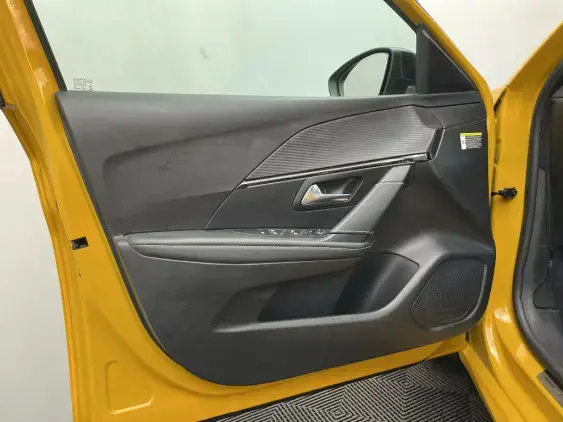 PEUGEOT 208 ELECTRIQUE II - voiture d'occasion - Photo 19