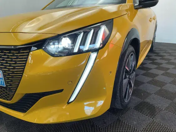 PEUGEOT 208 ELECTRIQUE II - voiture d'occasion - Photo 22