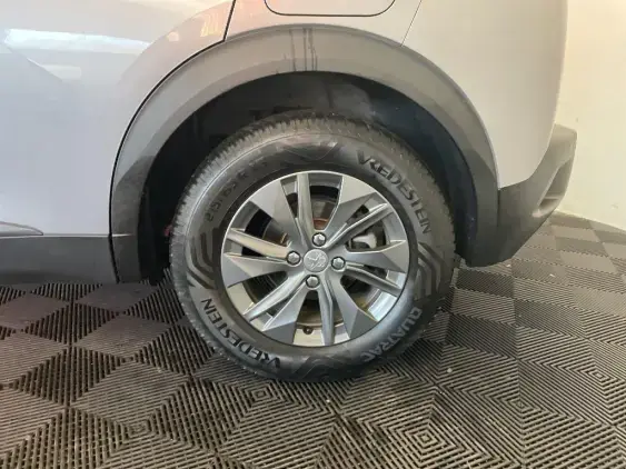 PEUGEOT 2008 ELECTRIQUE II - voiture d'occasion - Photo 24